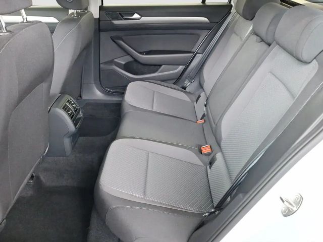 Volkswagen Passat Business DSG Variant