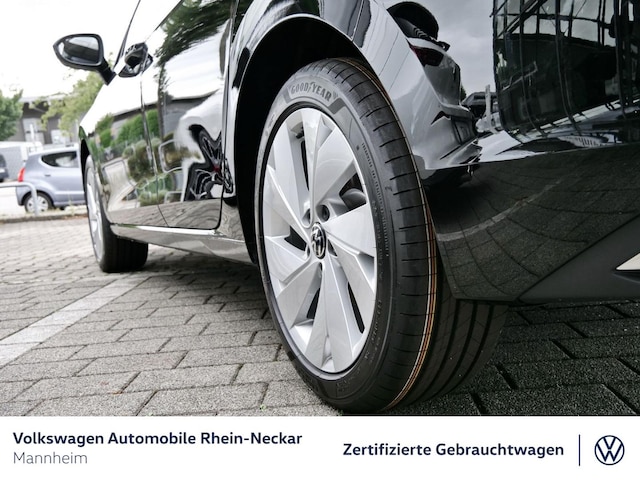 Volkswagen Golf 1.5 eTSI Golf VIII Sound