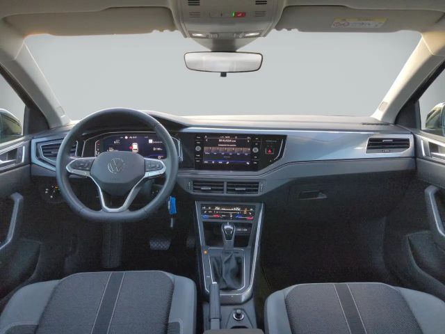 Volkswagen Polo 1.0 TSI DSG Style