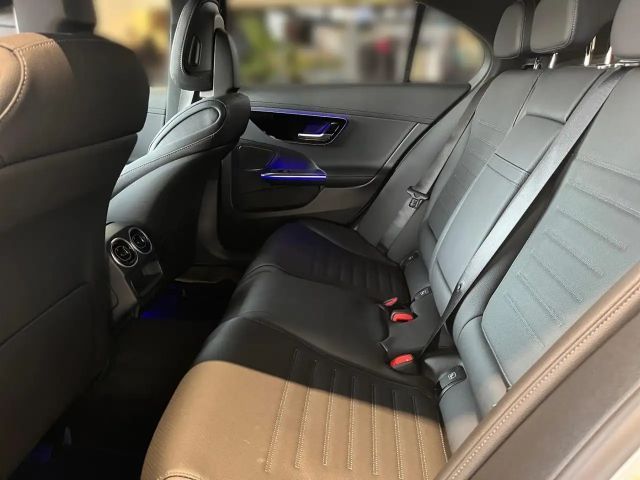 Mercedes-Benz C 180 AMG Line Sedan