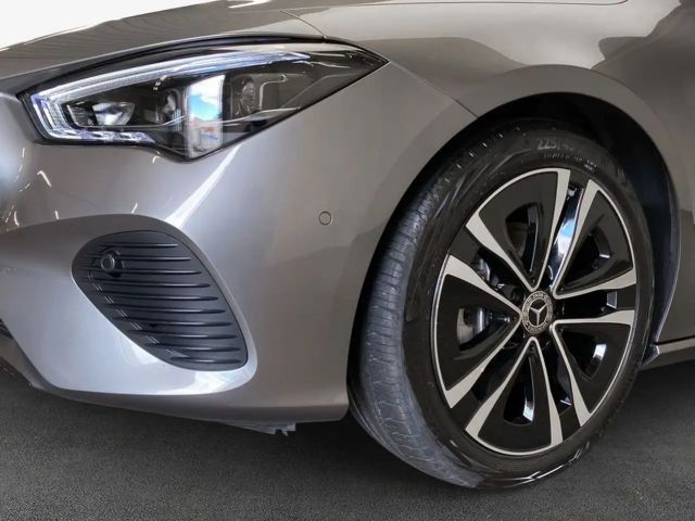 Mercedes-Benz CLA 180 CLA