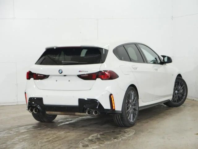 BMW 135 Sedan xDrive