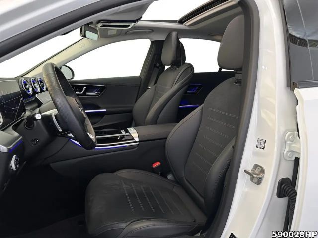 Mercedes-Benz C 180 AMG Line Sedan