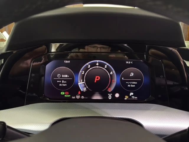 Volkswagen Golf 1.5 eTSI DSG Variant