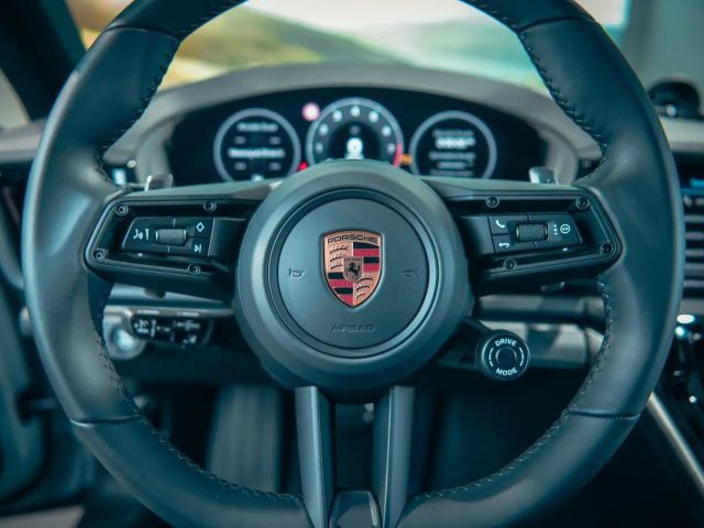 Porsche Panamera 4 E-Hybrid