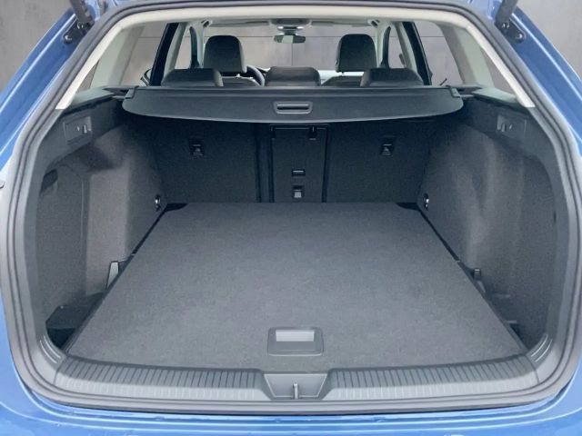 Volkswagen Golf Business DSG Variant