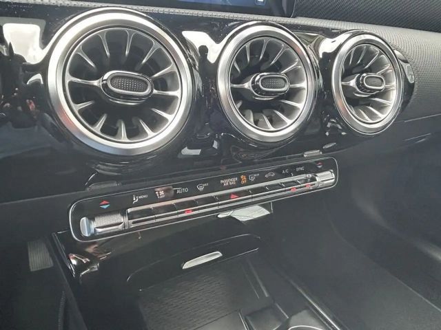 Mercedes-Benz A 180 °Automatik° Behaltefrist Feb.2026