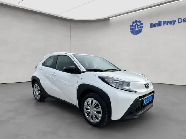 Toyota Aygo X Hatchback Play X-play