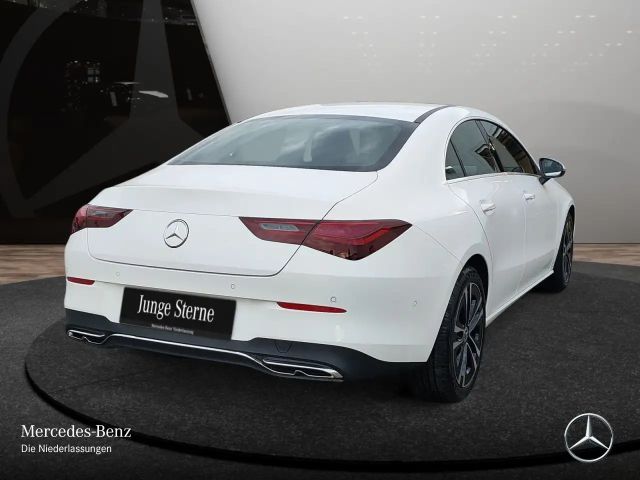 Mercedes-Benz CLA 180 Coupé Progressive