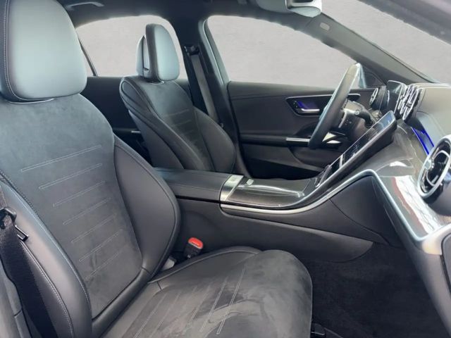 Mercedes-Benz C 220 Sedan