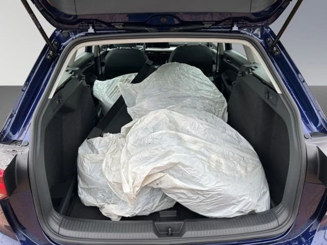 Volkswagen Golf Golf VIII Life Variant