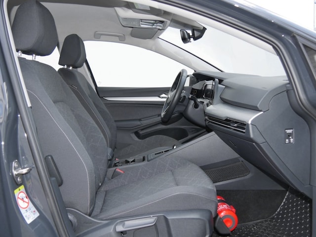 Volkswagen Golf Life Variant