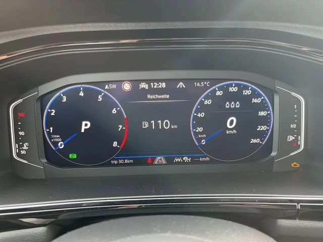 Volkswagen T-Roc 1.5 TSI DSG R-Line