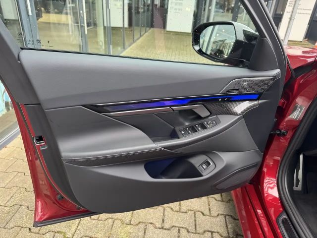 BMW M5 Touring  PANO AHK B&W DA-Prof 360° 0,5%