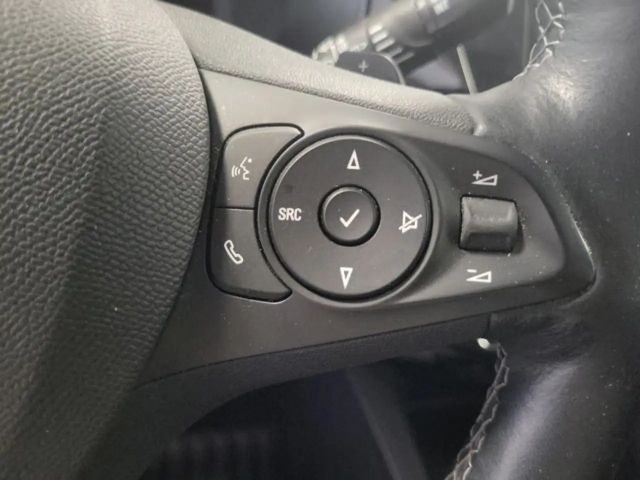 Opel Corsa F AUTOMATIK ALLWETTER LED DIG-DISPLAY SITZ.HZG TEM