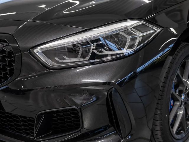 BMW 135 135i Sedan xDrive