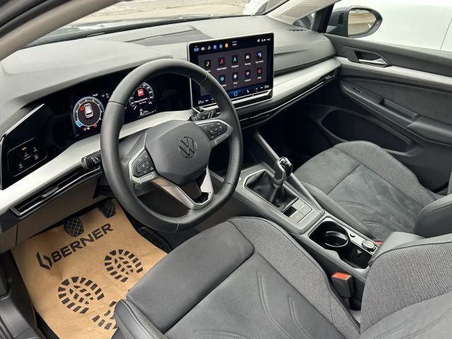 Volkswagen Golf Rabbit 1,5 TSI *FACELIFT *AHK *KAM *ACC *AMB *APP