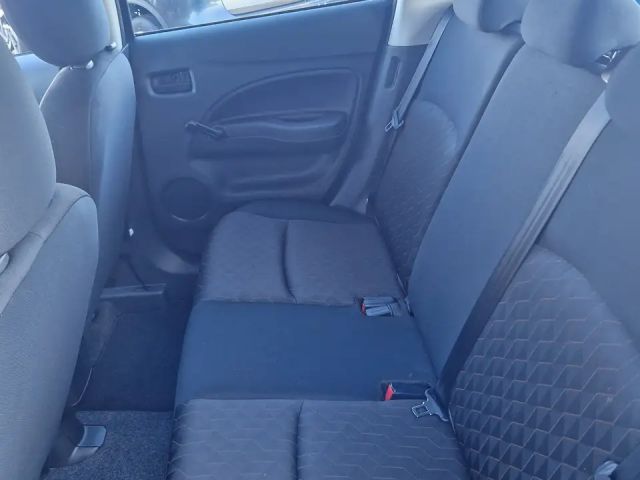 Mitsubishi Space Star Star