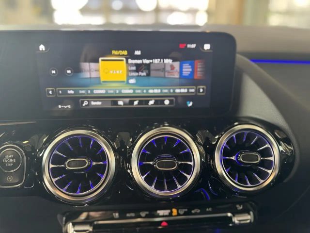 Mercedes-Benz B 200 Progressive