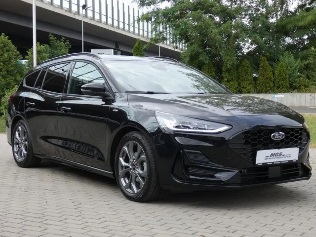 Ford Focus ST Line Wagon