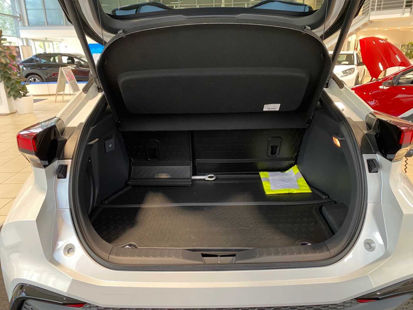 Toyota C-HR 5-deurs Lounge