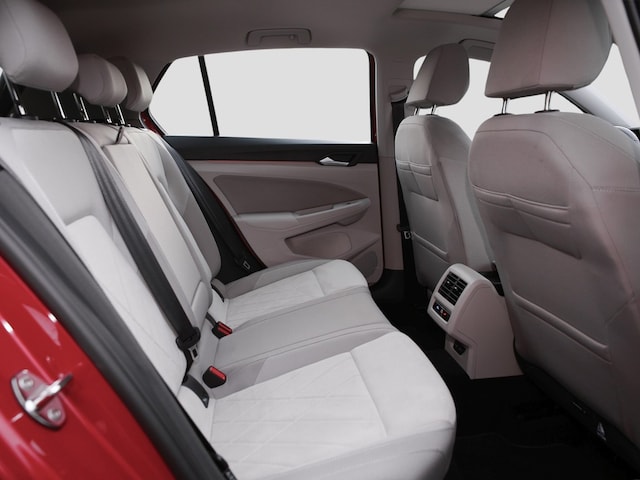 Volkswagen Golf 1.5 TSI Golf VIII Style