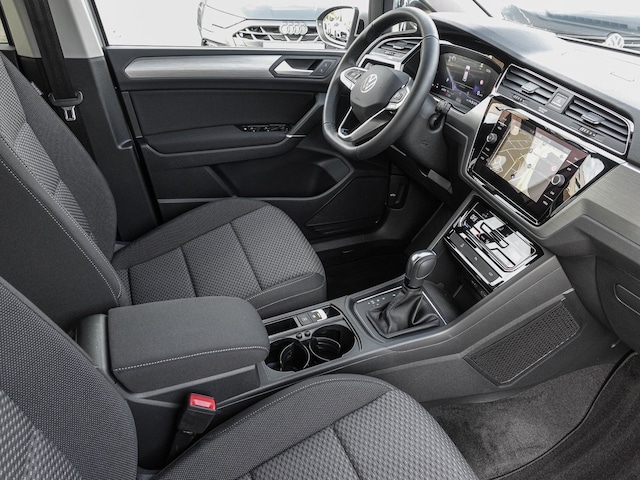 Volkswagen Touran 1.5 TSI DSG