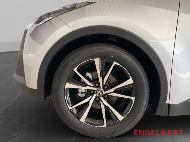 Toyota C-HR 1.8 Teamplayer Keyless PDC  Navi Tempomat