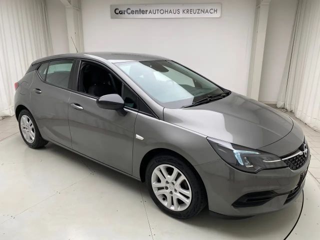 Opel Astra Edition