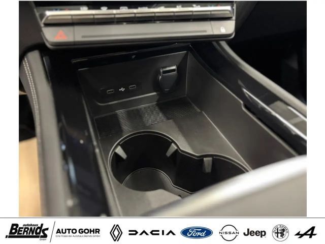 Renault Espace E-Tech Hybrid Techno