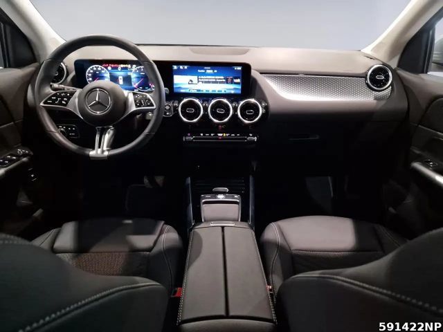 Mercedes-Benz GLA 220 4MATIC Progressive