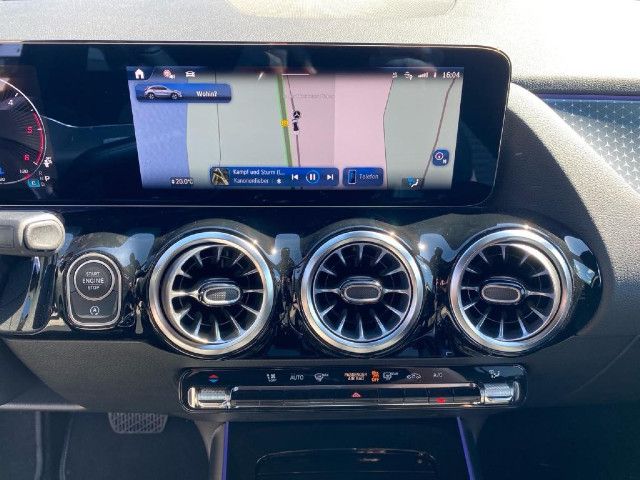 Mercedes-Benz GLA 180 GLA 180 d