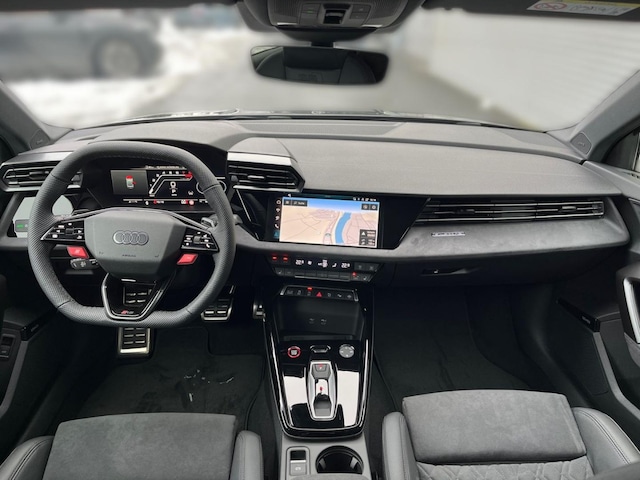 Audi RS3 Quattro S-Tronic Sedan