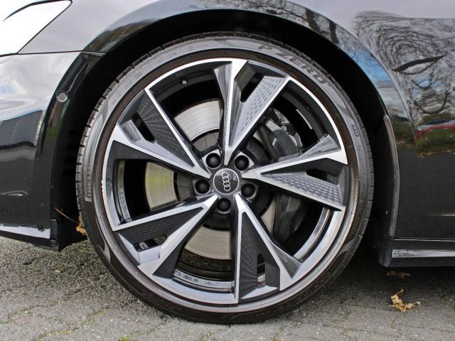 Audi S6 Avant Quattro