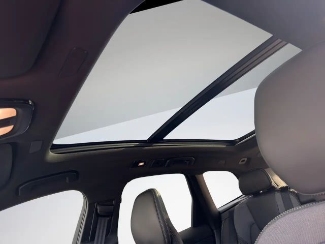 Volvo XC60 AWD Plus T8