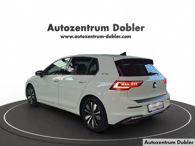 Volkswagen Golf 1.5 TSI Golf VIII IQ.Drive