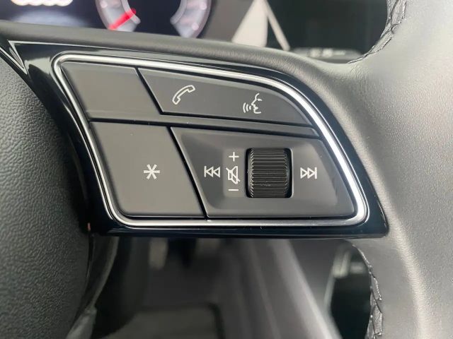 Audi A3 30 TFSI Sedan