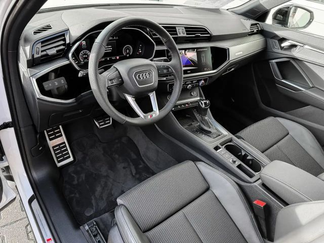 Audi Q3 35 TFSI S-Line