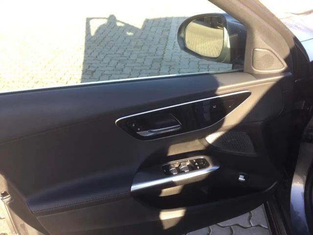 Mercedes-Benz C 180 AVANTGARDE Estate