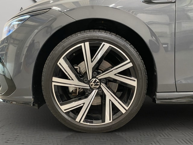 Volkswagen Golf 2.0 TSI 4Motion DSG Golf VIII