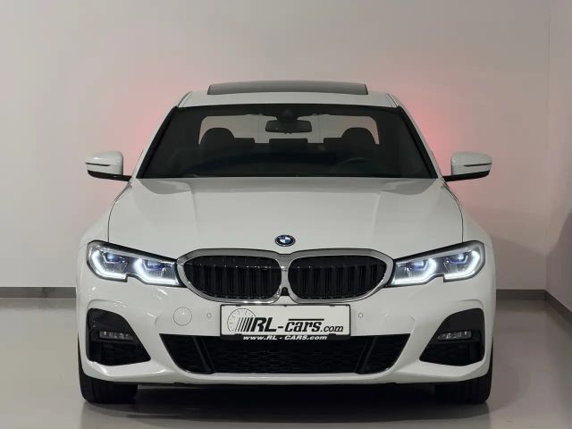 BMW 330 330e M-Sport Sedan
