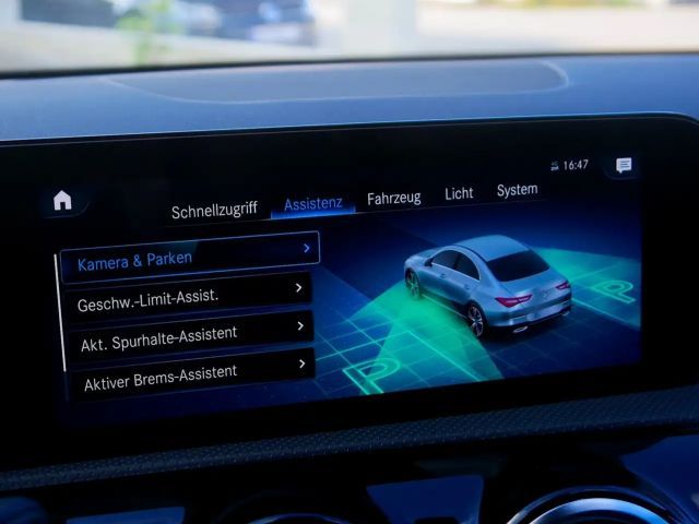 Mercedes-Benz CLA 200 AMG Line Coupé