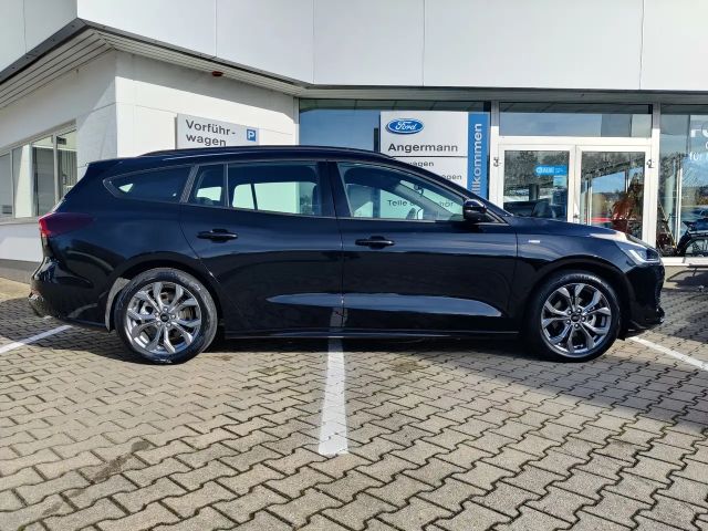 Ford Focus ST Line