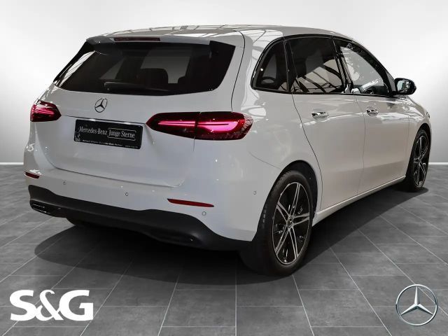 Mercedes-Benz B 200 AHK+TOTWINKEL+MEMORY+360°+KEYLESS+Night+18