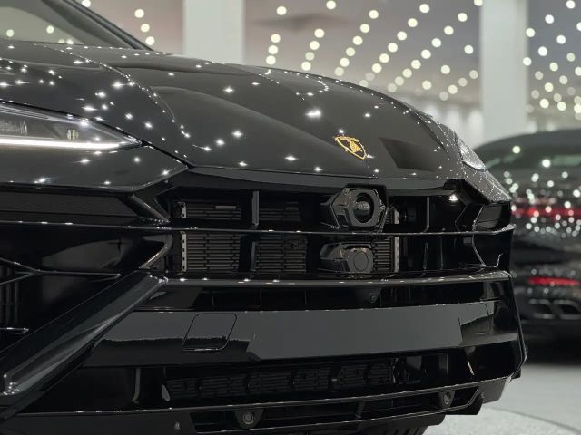 Lamborghini Urus SE *Bang&Olufsen*Massage*Fond-Entertainment*AHK*