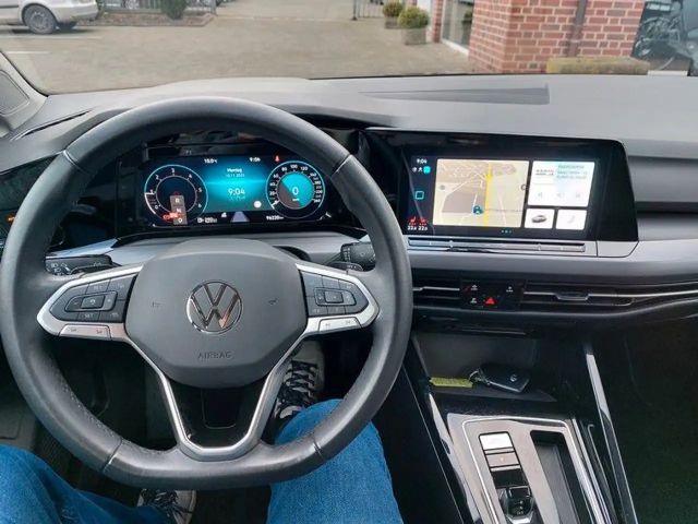 Volkswagen Golf DSG Golf VIII Style Variant