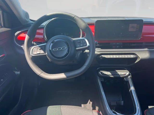 Fiat 600e Elektro RED