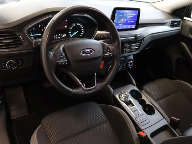 Ford Focus Cool & Connect