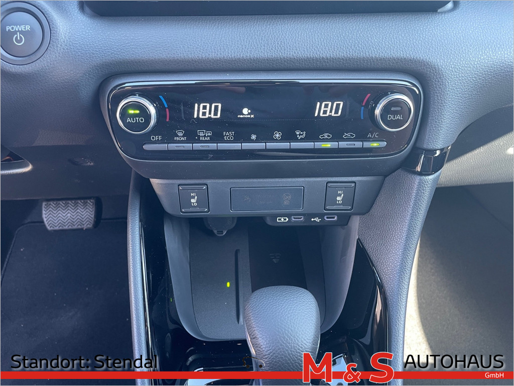 Toyota Yaris 5-deurs Plus Style