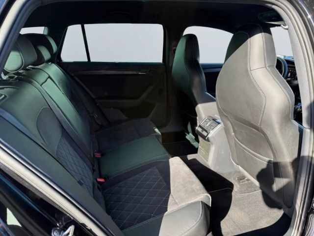 Skoda Superb 2.0 TSI Combi Sportline